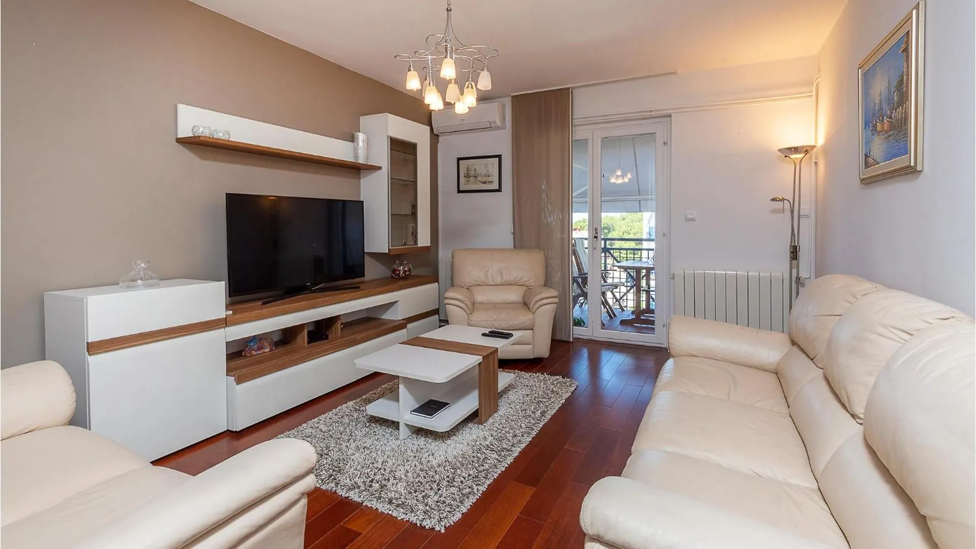 Stunning Apartment In Pula With Kitchen