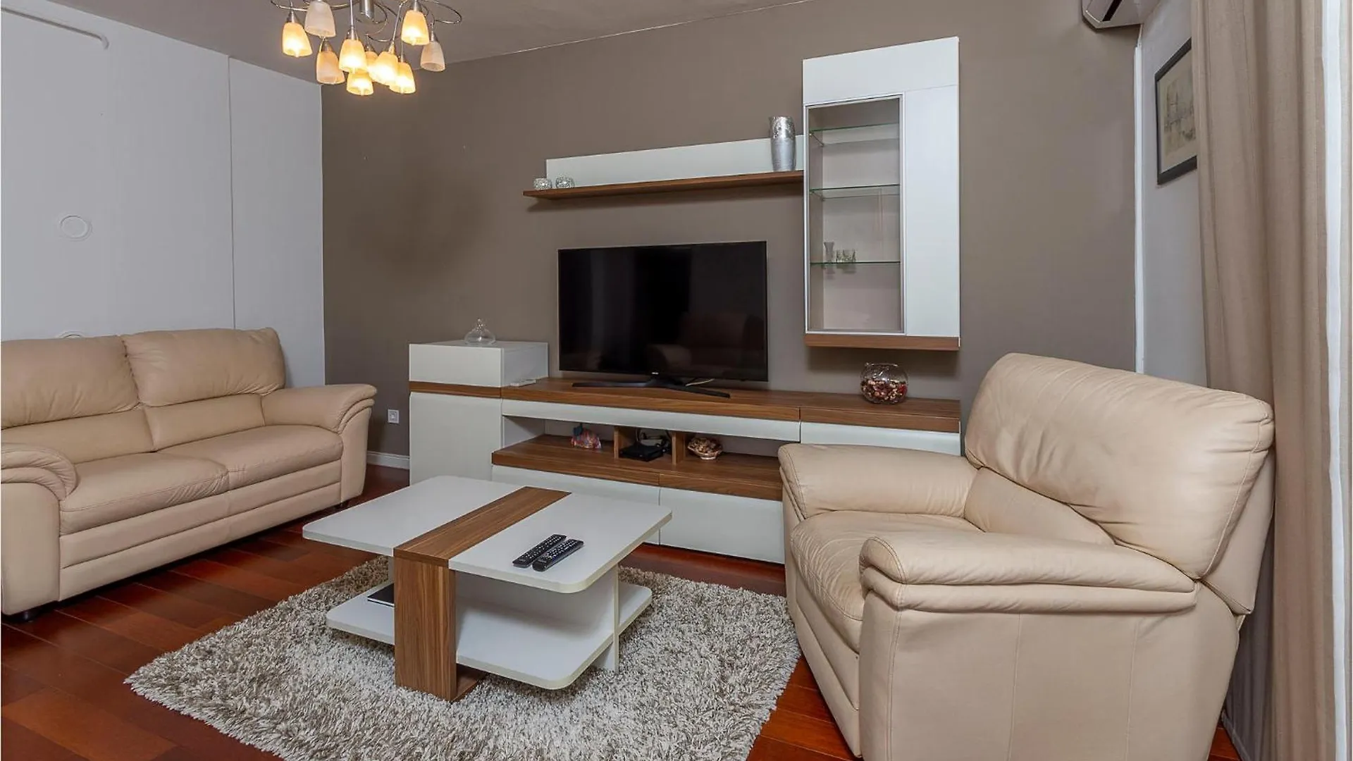Stunning Apartment In Pula With Kitchen