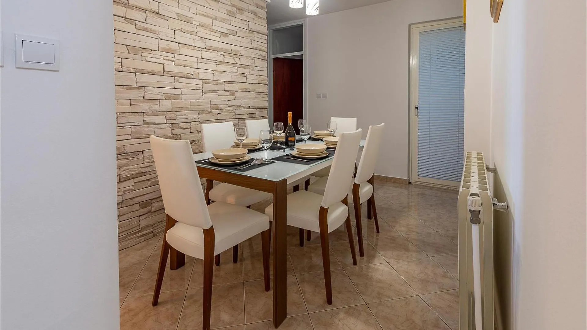 Stunning Apartment In Pula With Kitchen
