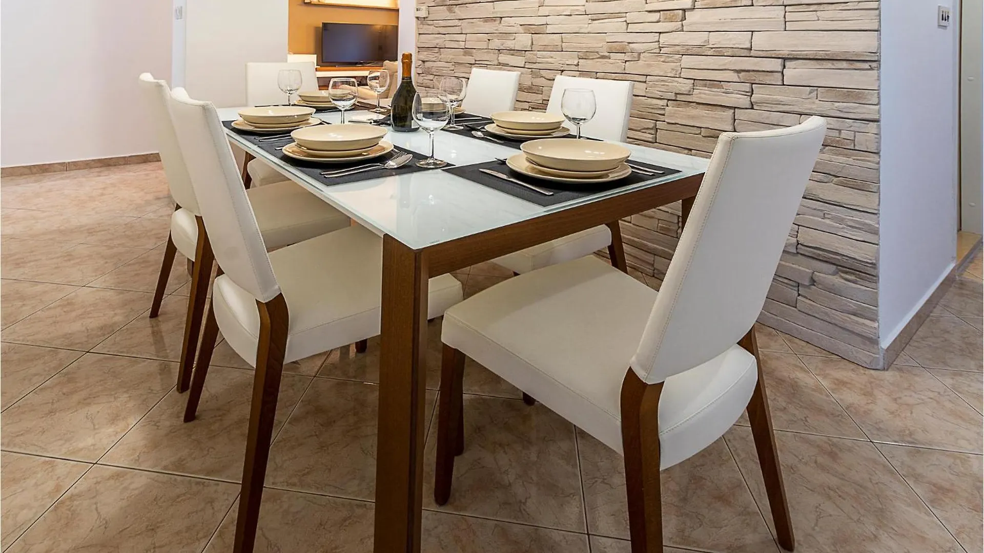Stunning Apartment In Pula With Kitchen